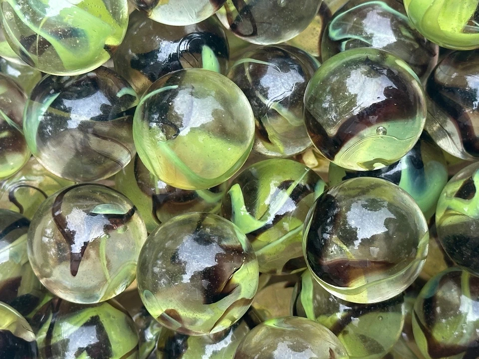 Lote de canicas de vidrio transparentes/verdes/marrones COMMANDO 25 mm (1 pulgada) Shooter Taw Foto 3 de 4