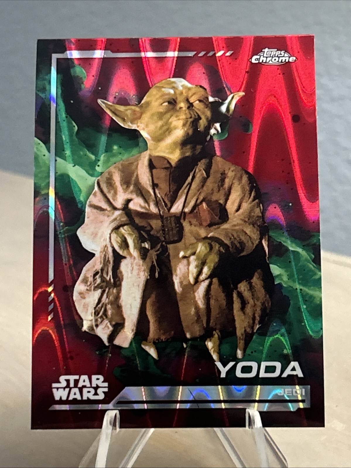 2024 Topps Chrome Star Wars Yoda Red Raywave Refractor #140