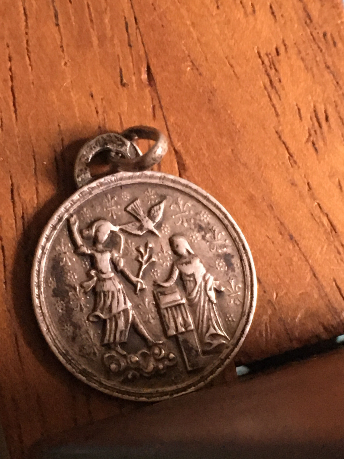 Picture 1 of 2