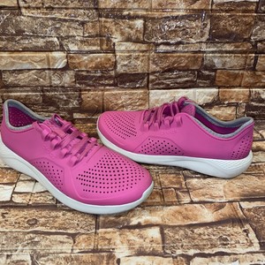 crocs pacer sneaker