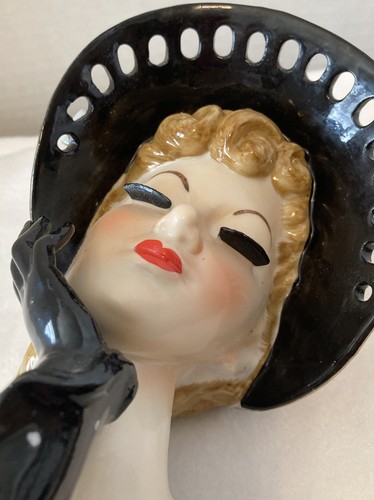 1950’s Napcoware Lady In Black With Polka Dots And Glove Lady Head Vase - Picture 8 of 13