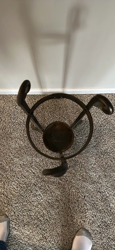 Soporte para paraguas de hierro forjado Mid-Century con decoración Lotus Bud Foto 4 de 4