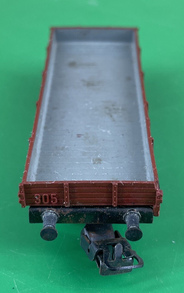 Picture 4 of 6