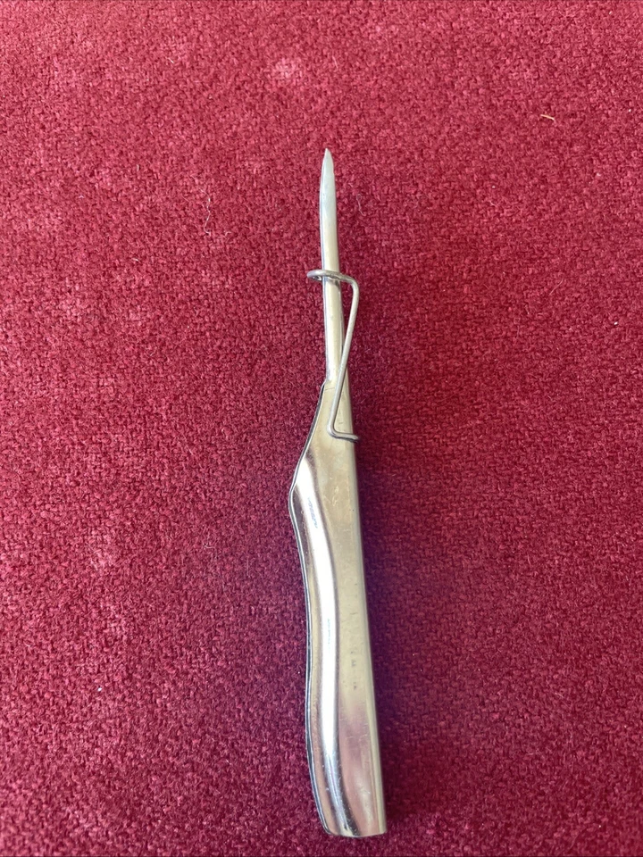 Vintage Metal Rug Yarn Needle Punch Tool - Image 3 of 4