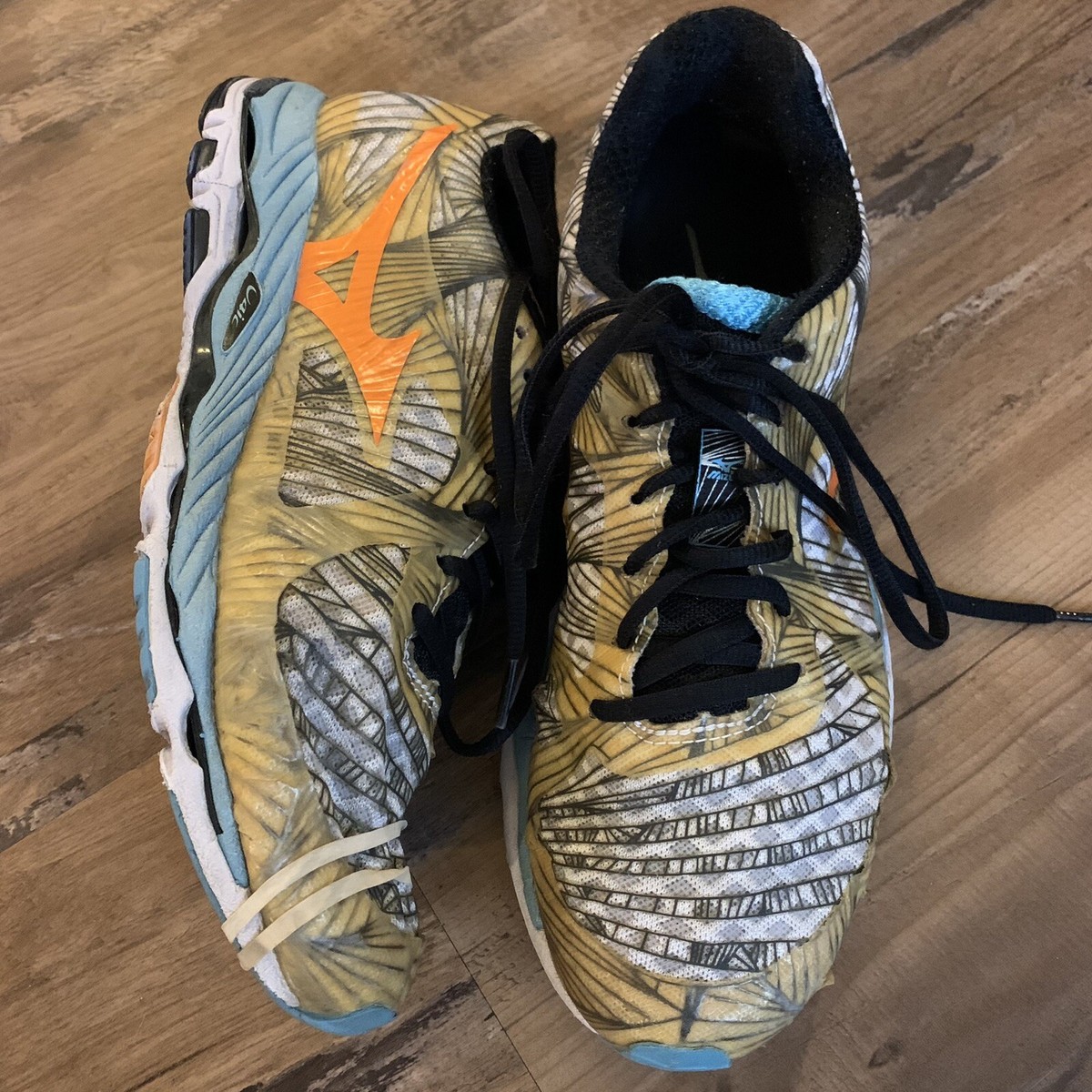 Mizuno Wave Paradox Running Women's multi-color Shoes sneakers