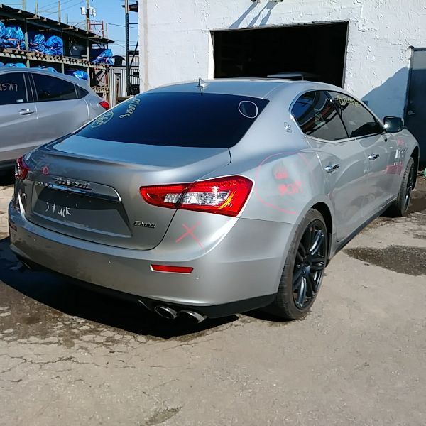 2014 Maserati Ghibli fuse box 670008649