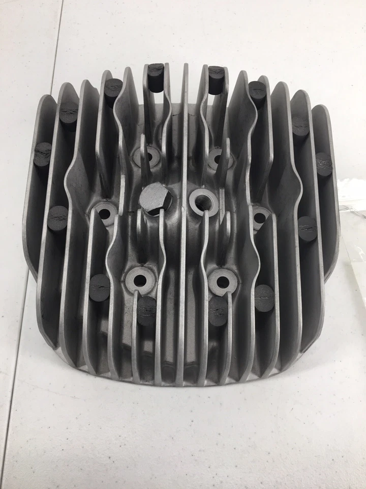 Culata original Suzuki TS400 TS 400 Apache 1976 vintage Foto 2 de 4