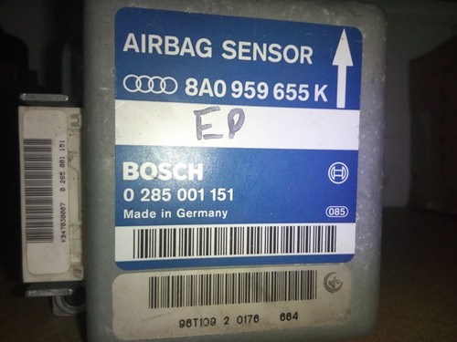 Audi A8 4D2 Airbag Steuergerät 8A0959655K Bosch