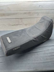 1996 Yamaha Blaster 200 Yfs200 Complete Seat Saddle Cushion