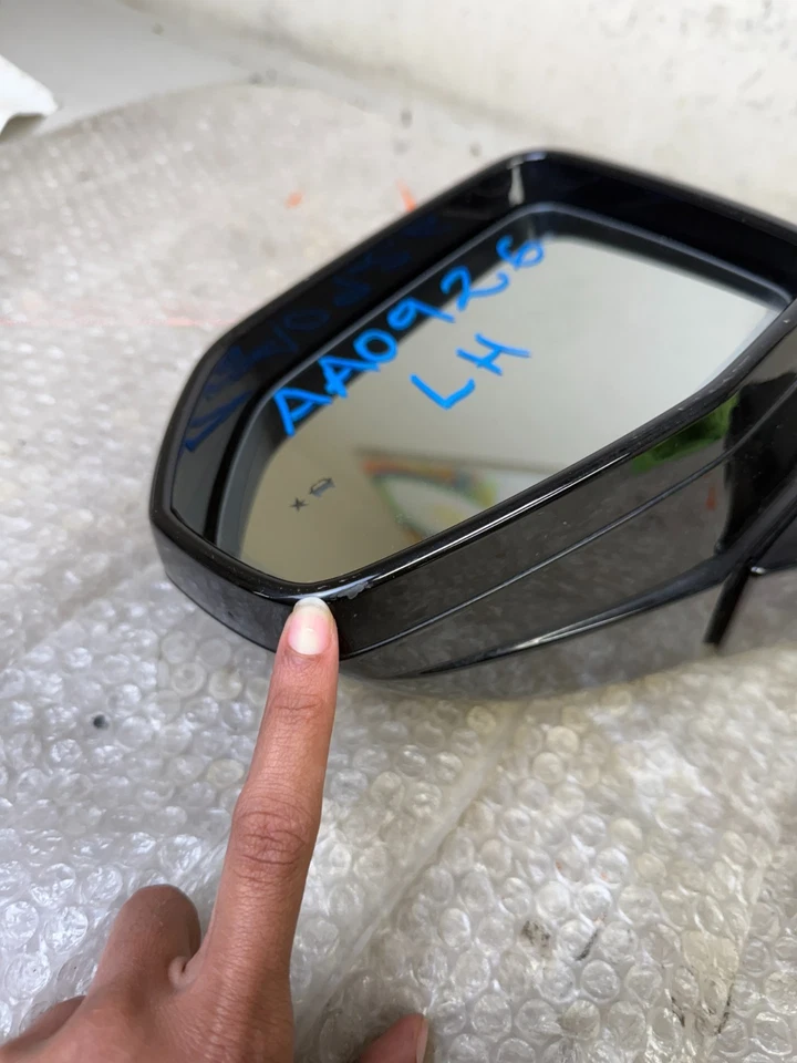 2017 - 2019 Cadillac XT5 Left Driver Side View Door Mirror Black 128-10386L OEM - Image 4 of 4