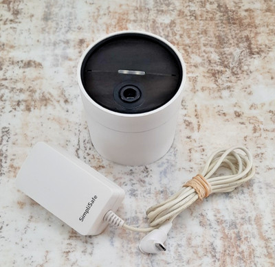 SimpliSafe CMOB1 Wireless Outdoor Security Camera w/ Battery Charger