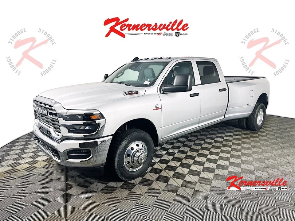 2025 Ram 3500 Tradesman Dually Diesel 4WD 4dr Pickup Truck Backup Camera - Image 3 of 4