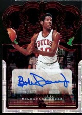 Bob Dandridge Card 2021-22 Crown Royale Crown Autographs Asia Red #16 