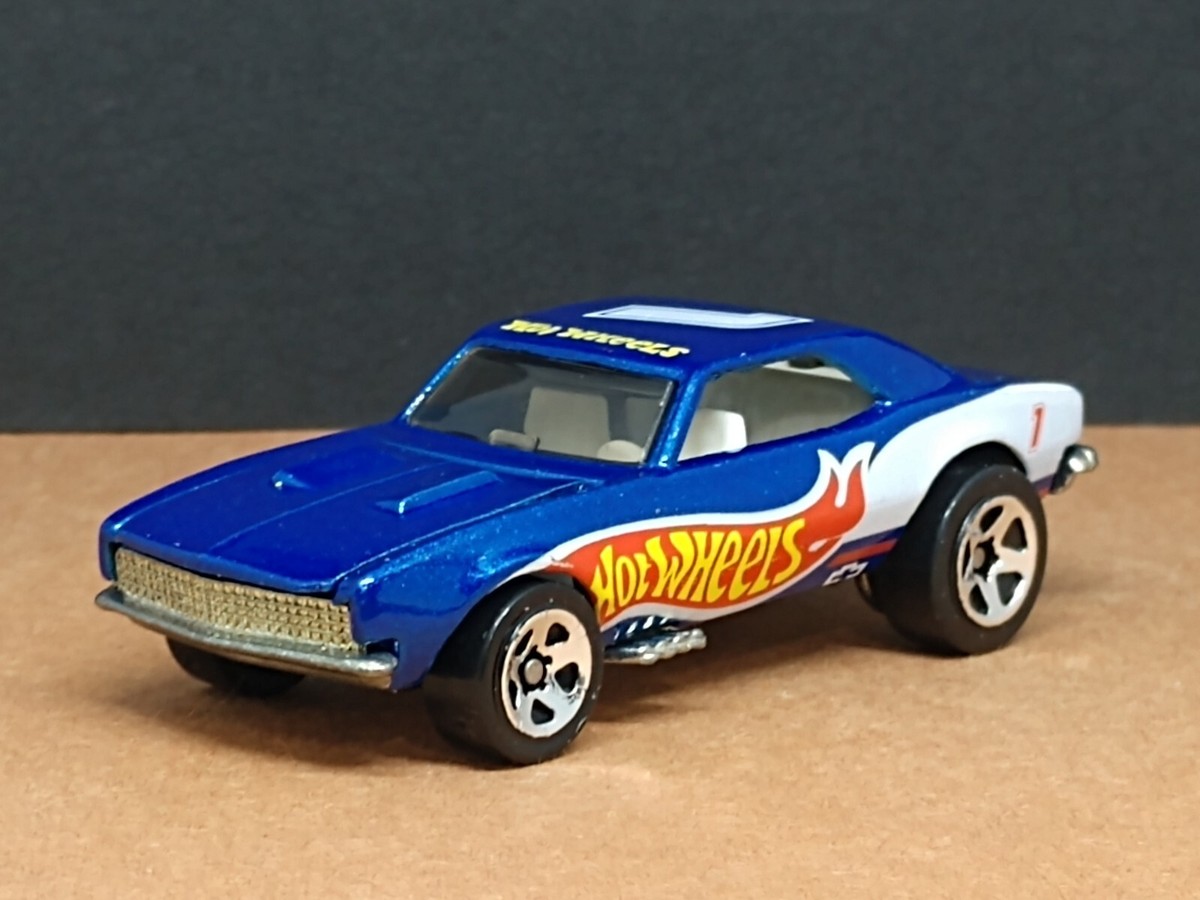 1998 Hot Wheels Race Team 1967 '67 Chevy Camaro 1/64 Scale
