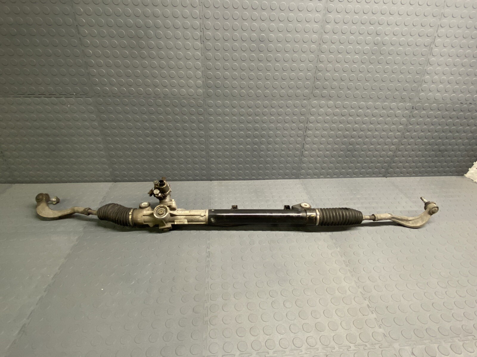 2017- 2020 Maserati Levante M161 Steering Gear Rack Pinion Column 