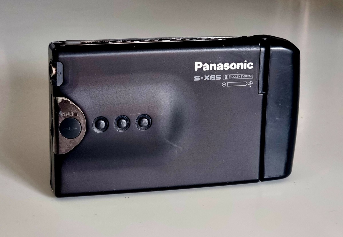 Rare slim Panasonic Walkman RQ-S45 Fully working slim metal body