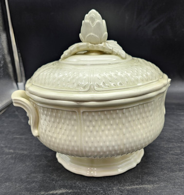 Gien France Du Barry Lg Cream Colored Faience Soup Tureen 