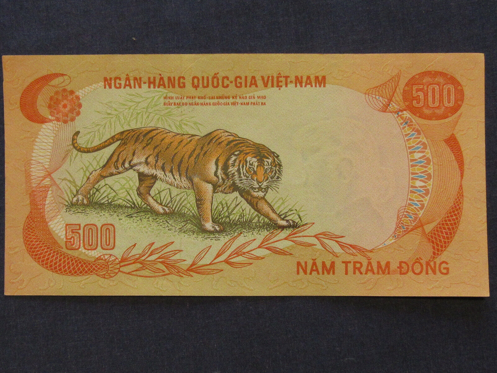 A Tiger Living On Borrowed Time: 500 Dong (South Vietnam, 1972)-Article