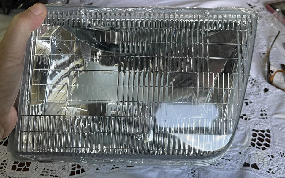 Headlight Assembly Left Dorman 1590213 Foto 2 de 4