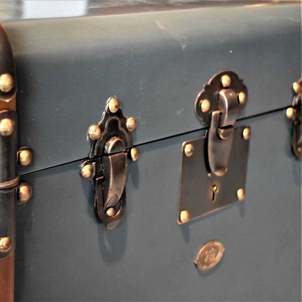 Authentic Models Stateroom End Table Truhe Couchtisch Ablage Deko Retro Vintage - Bild 3 von 4