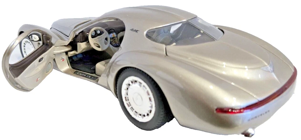 1995 Chrysler Atlantic Concept Champaign Diecast 1/18 scale by Guiloy - Image 4 of 4