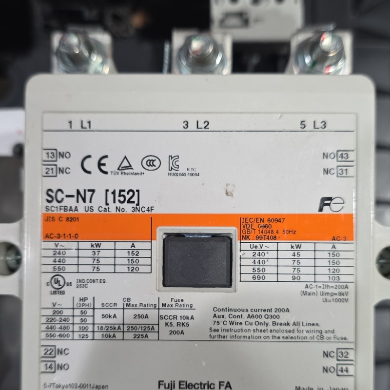 Fuji Electric FA SC-N7 IEC Contactor 152A 3-Pole AC-3 200-240V Coil