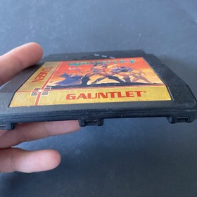 GAUNTLET - Nintendo NES (Authentic) Game, Tested & Working, Black Tengen Cart