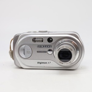 Samsung Digimax A7 7.0MP Compact Digital Camera Silver Tested