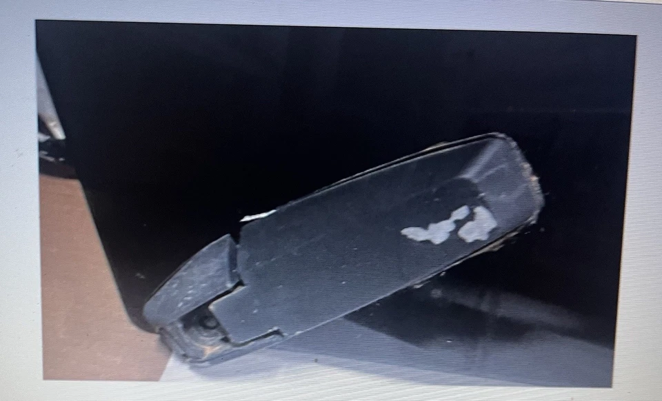 1999-2004 Jeep Grand Cherokee Hatch Lift gate glass OEM - Image 2 of 4