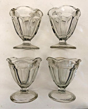 Vintage Anchor Hocking Tulipano Gelato Sundae Dessert Parfait Tazze di Vetro 4 Ciotole