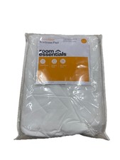 Room Essentials Queen Size Microfiber Mattress Pad White