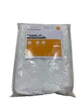 Room Essentials Queen Size Microfiber Mattress Pad White 