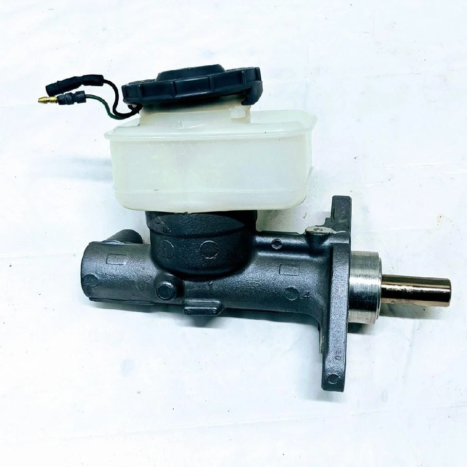 Cilindro maestro de freno ABS Beck/Arnley 072-8711 para Acura Legend 1989-1990 4 Whl Foto 3 de 4