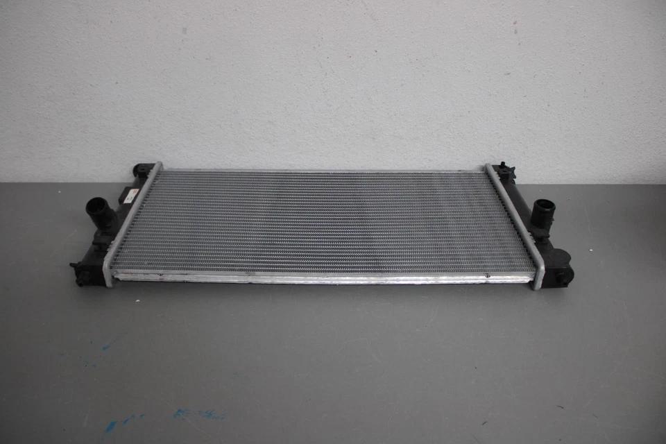 2000 2002 2002 2003 TOYOTA MR 2 SPYDER RADIATOR Foto 3 de 4