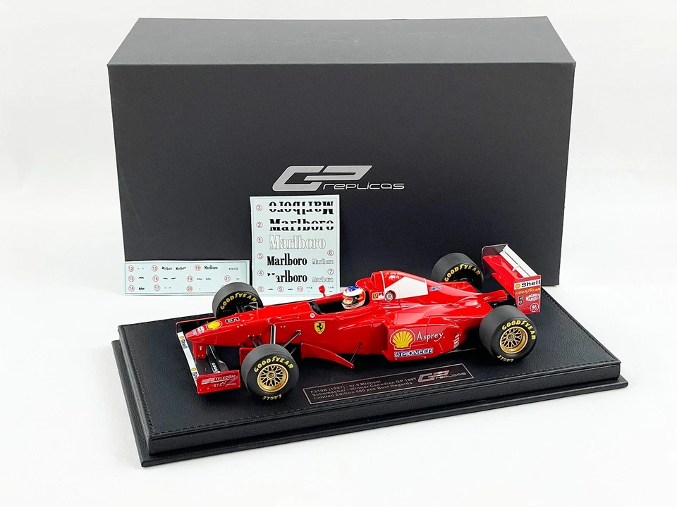 GP RÉPLICAS 1:18 Ferrari F1 F310B Michael Schumacher Ganador Canadá 1997 + Calcomanía Foto 3 de 4