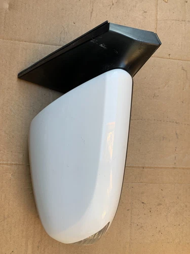 2005-2010 SCION TC OEM Passenger Right Side View Door Mirror White OEM