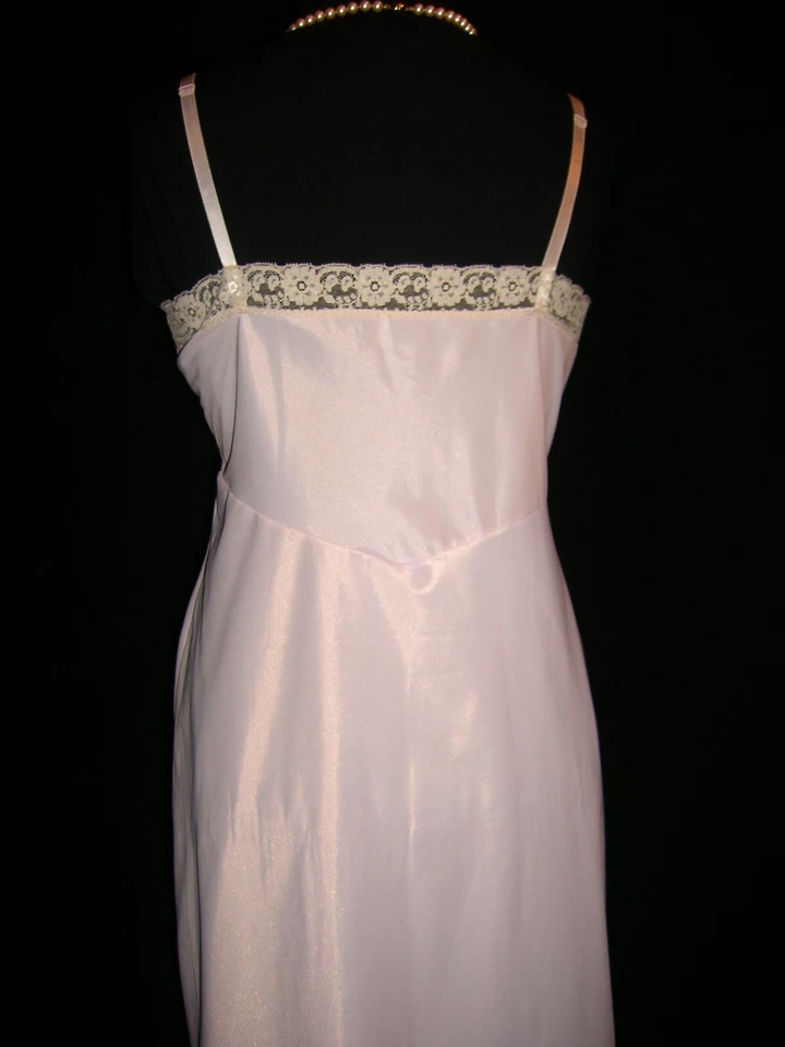 Pantimedias Van Raalte Rosa Deslizamiento Completo Tafetán Crudo Encaje Años 60 Medianas y 1 Nuevas en Paquete Foto 3 de 3