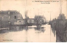 10 - TROYES - SAN23892 - During the Floods 22 January 1910 - Rue des Tau