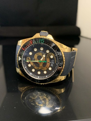 Gucci Dive Gold Snake Men's Black Watch 