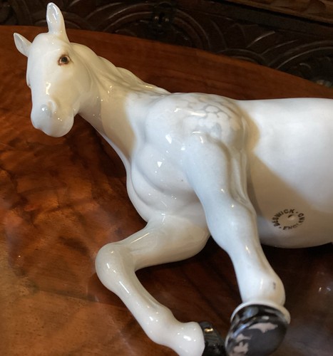 Vintage Beswick Dapple Grey Horse Head Tucked Leg Up 1549 - Picture 15 of 15