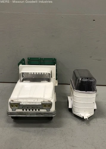 Tonka White Green Pickup Truck With Livestock Trailer Pressed Metal