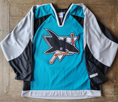 Vintage CCM San Jose Sharks Official NHL Jersey Adult XL