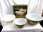 Pyrex Spring Blossom Green 3 Piece Mixing Bowl Set 300-1-S NIB