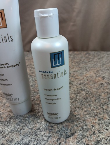 Matrix Essentials Perm Fresh Shampoo And Moisture Supply Pair Set - 4 fl oz - Imagen 3 de 4