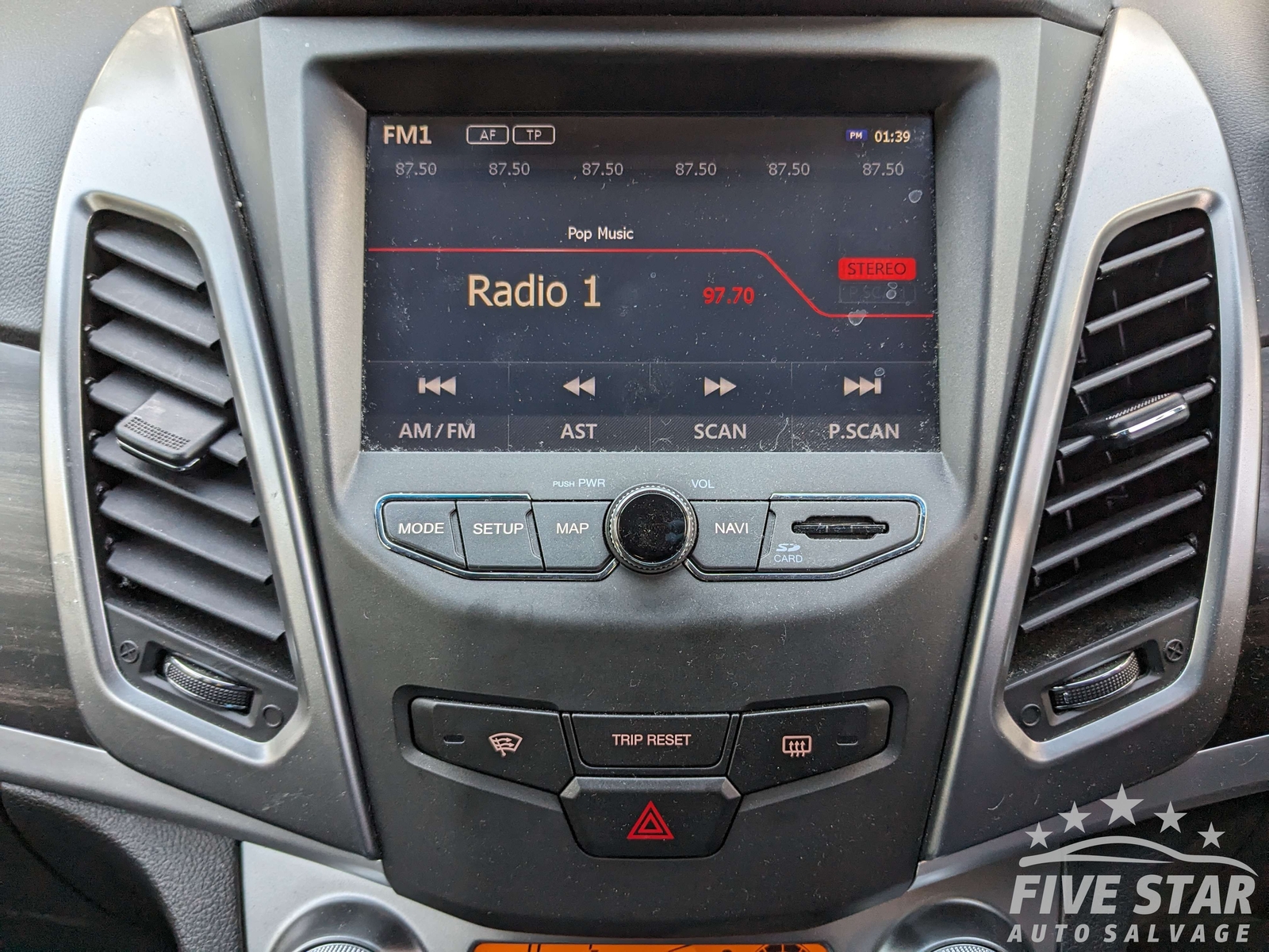 Ssangyong Korando Radio GPS Navigation Head Unit 2016 SUV 4/5dr (1523