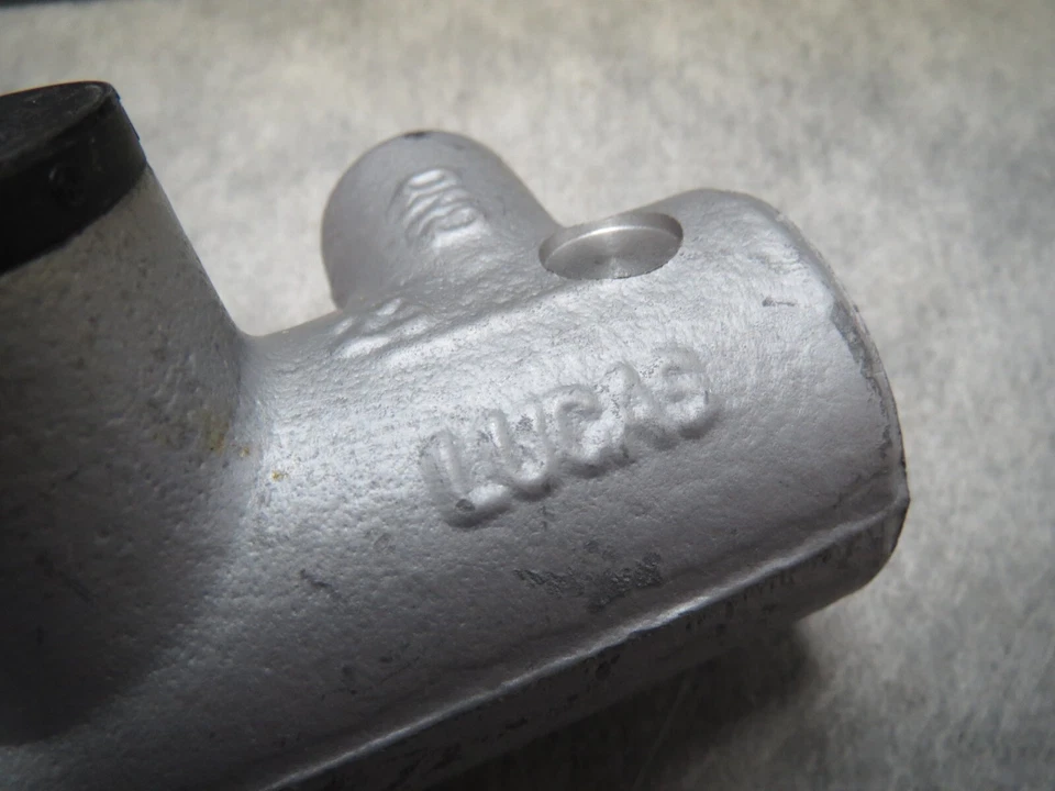 TRW Brake Master Cylinder for Audi/VW/Porsche Made in EU by Lucas - Ships Fast! - Изображение 4 из 4