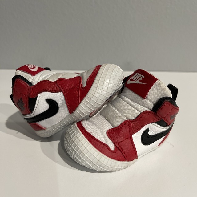 nike soft bottom shoes