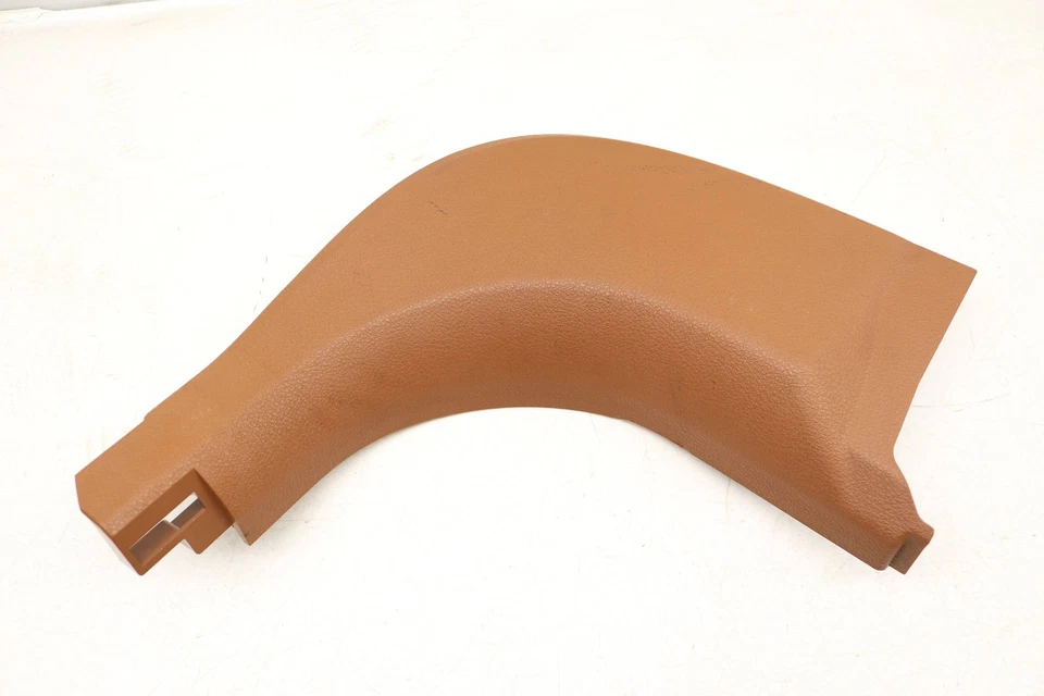 BMW 640I XDRIVE GRAN CUPÉ 2014-2019 - Cubierta/ajuste del panel inferior delantero derecho Foto 2 de 4