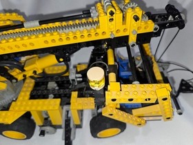 Lego Set 8438 Pneumatic Technic Crane Truck Yellow Black Retired Set~ Read