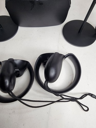 Oculus Rift CV1 Virtual Reality - Picture 3 of 14
